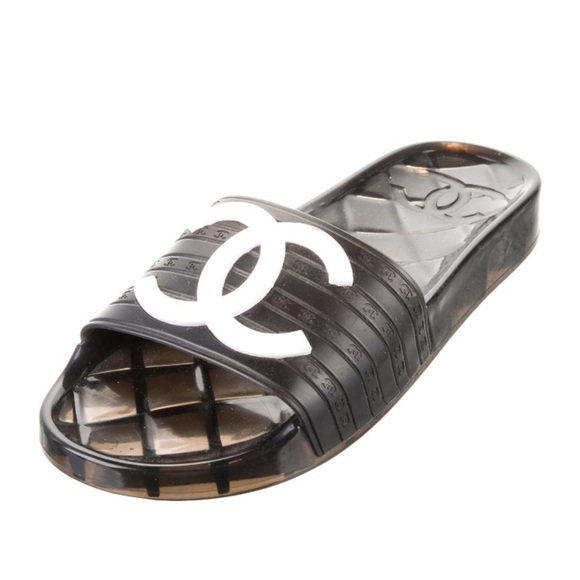 CHANEL BLACK RUBBER JELLY slide - Picture 2 of 14